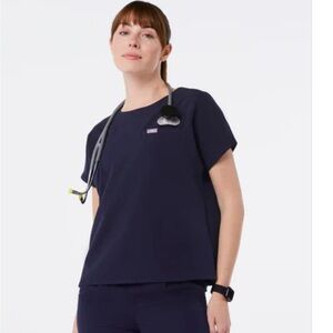 FIGS Aura Boxy Round Neck Scrub Top Black Short Sleeve Medical Women's XXL